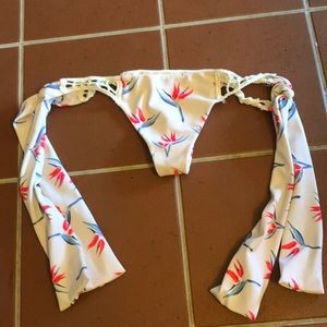 Acacia Anini bikini bottoms in Bird of Paradise